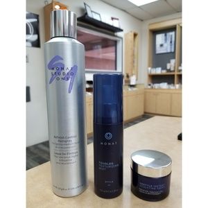Monat Stylized
